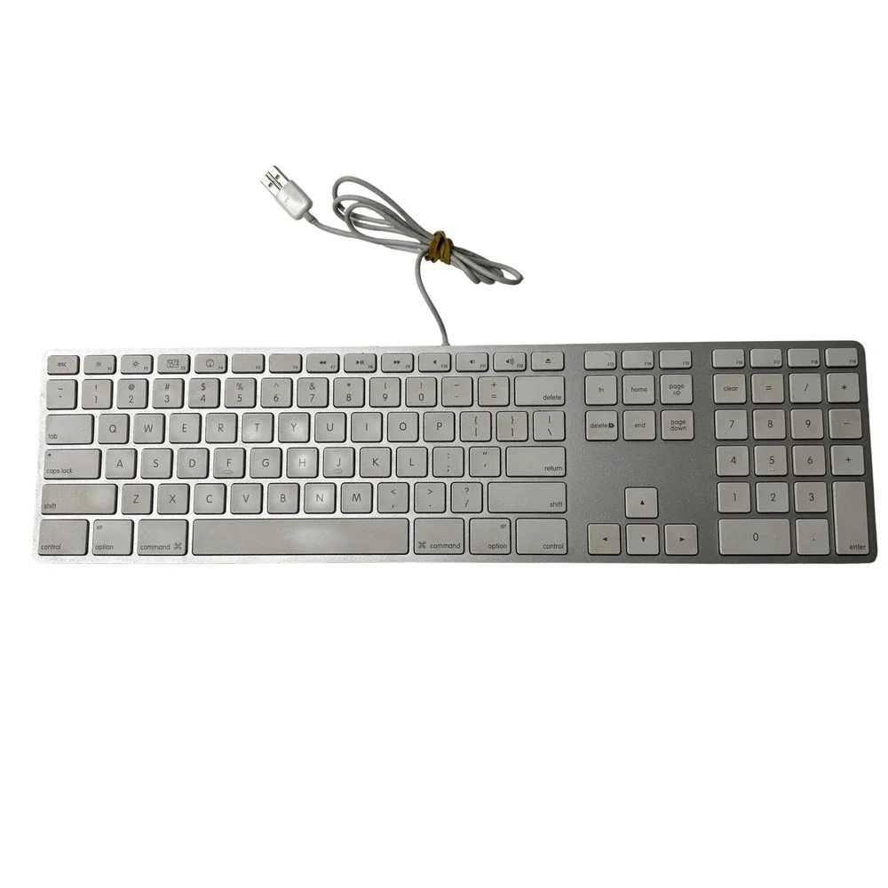 Apple A1243 Wired USB Keyboard Aluminum Silver White Numeric Keypad EMC 2171